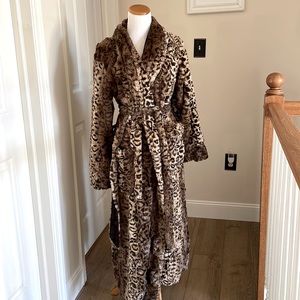 Beautiful cheetah print soft robe .